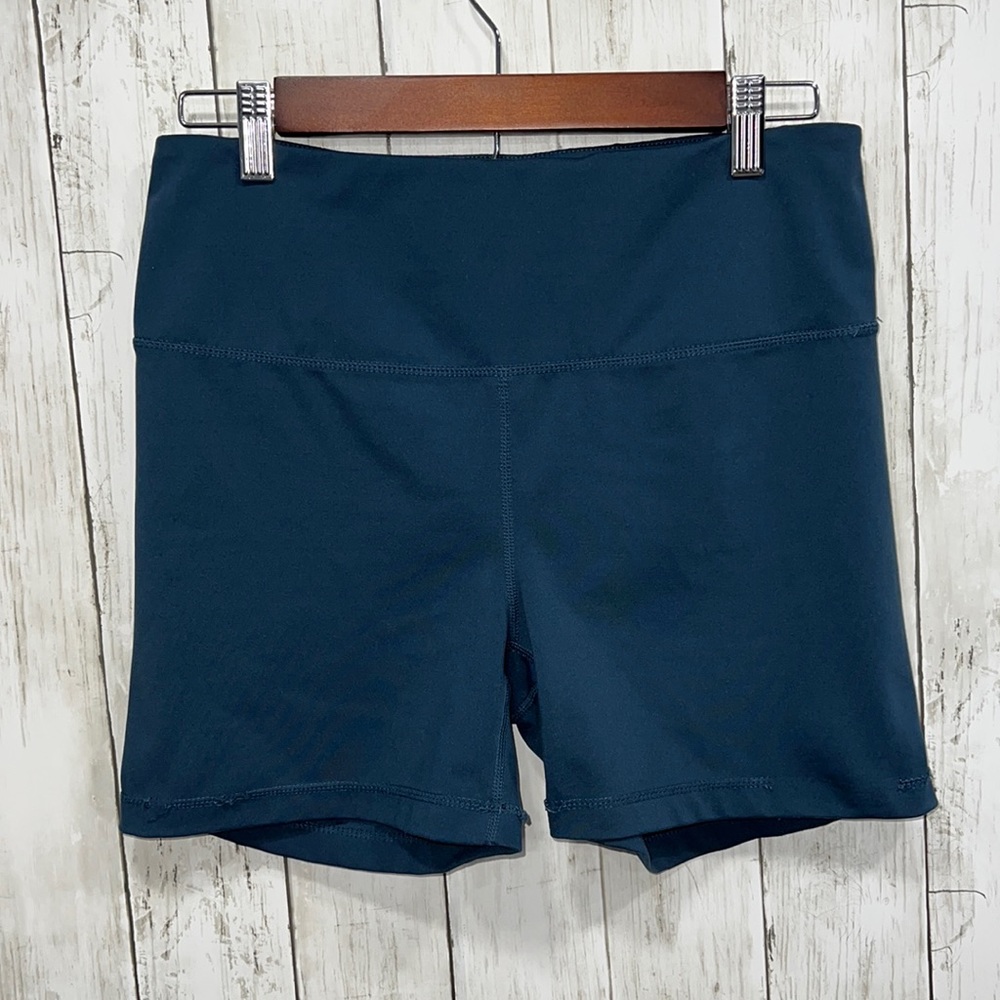 Yogalicious Lux Yoga Bike Short High Rise Navy Blue Size XL 4.5” Inseam